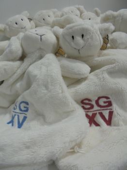 BB / doudou agneau SGXV poche rangement
