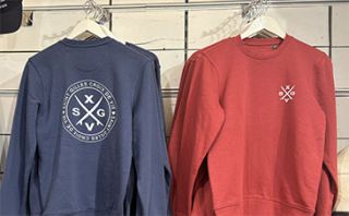 H / Sweat Surfs croisés col rond Terracotta red